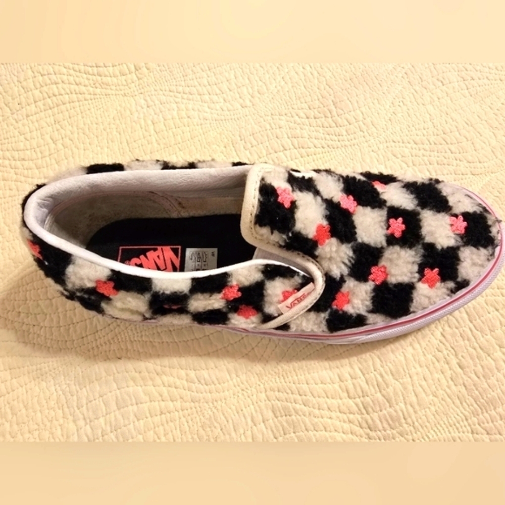 NWOT Vans Faux Fur Checkboard Slip On Sneakers - Picture 6 of 7